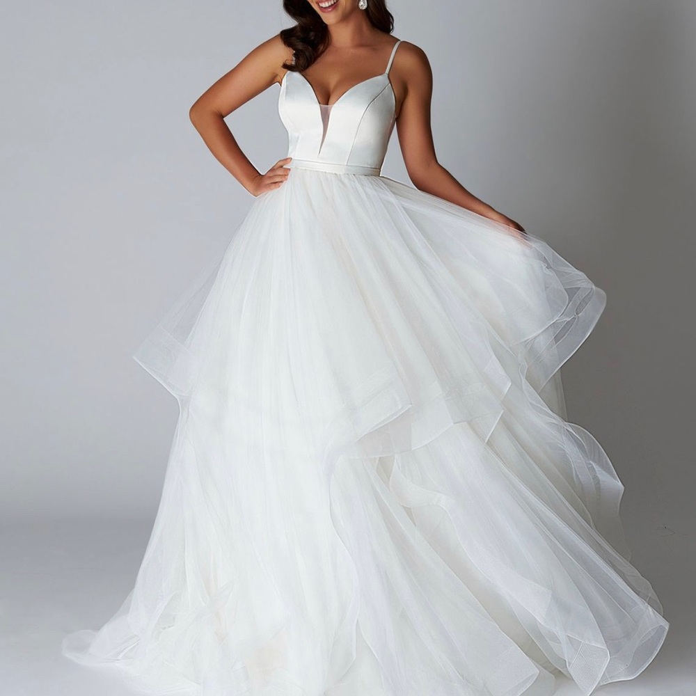 White wedding dress size 14 from Azazie.